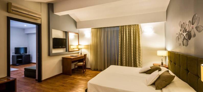 地中海海滩度假酒店(Mediterranean Beach Resort)图片