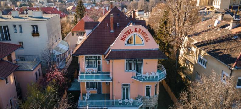 克里斯塔尔别墅酒店(Hotel Kristal Gellért Hill)图片