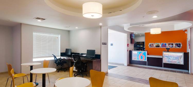 得克萨斯米德兰 6 号汽车旅馆(Motel 6 Midland, TX)图片