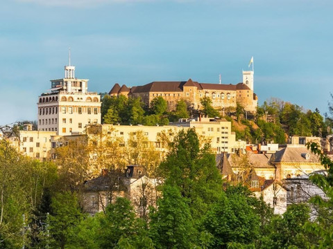 AB Ljubljana - Breg公寓