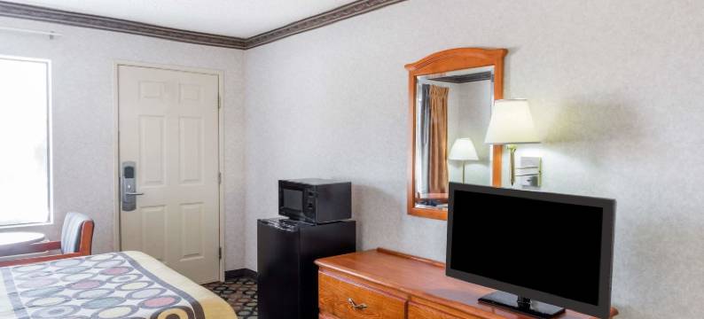 阿什本速8酒店(Super 8 by Wyndham Ashburn)图片