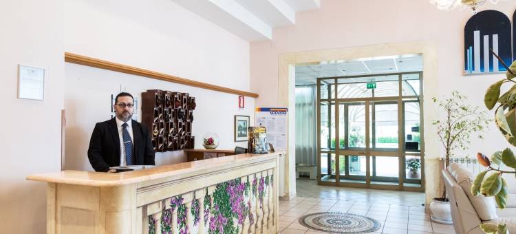 阿姆巴斯亚托里酒店(Hotel Ambasciatori)图片