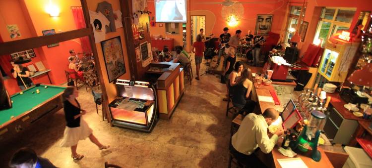 向日葵海滩背包客青年旅馆和酒吧(Sunflower Beach Backpacker Hostel & Bar)图片