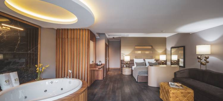奥卡洞穴顶层房和套房酒店 - 限成人(Orka Cove Hotel Penthouse & Suites Adults Only)图片