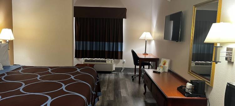 亨茨维尔速8酒店(Super 8 by Wyndham Huntsville)图片