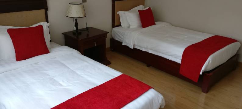 飞纳斯花园公寓酒店(Fenesi Gardens Apartments)图片