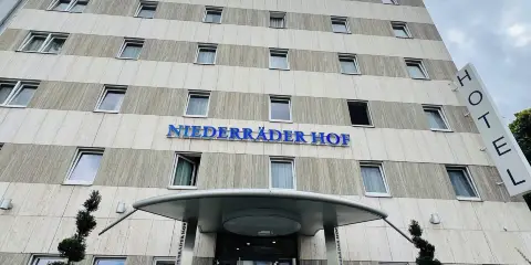 尼德雷德霍夫酒店