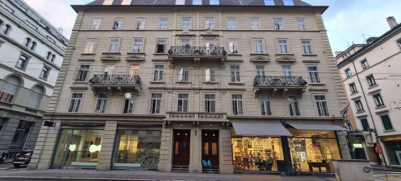 市中心狮子纪念碑附近顶层公寓(Top City Center Apartments Location Next to Lion Monument)图片