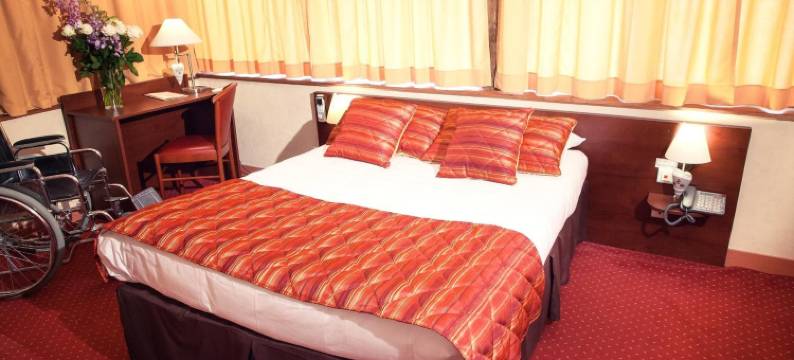 奥福德布瓦酒店(Au Feu de Bois)图片