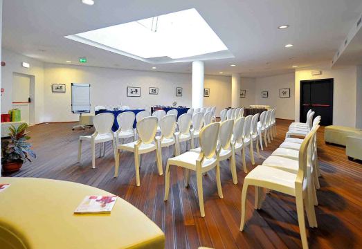 Mercure Olbia Hotel Overview