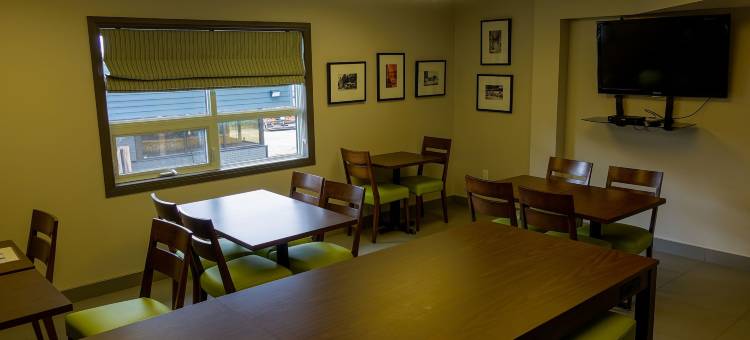 苏圣玛丽速8酒店(Super 8 by Wyndham Sault Ste Marie on)图片