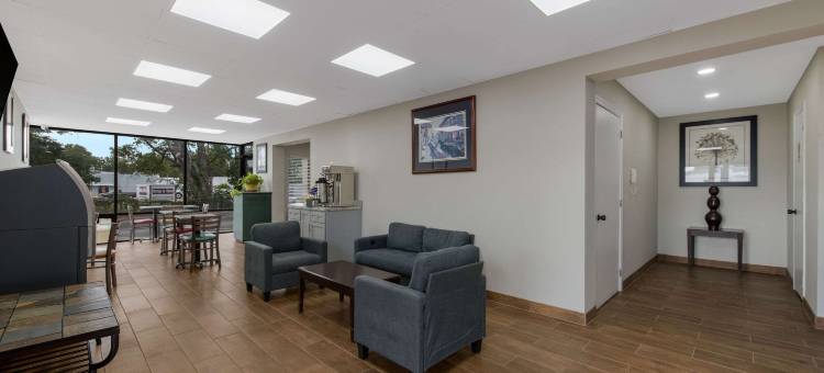 伊克诺旅馆切罗市场街(Econo Lodge Cheraw Market Street)图片