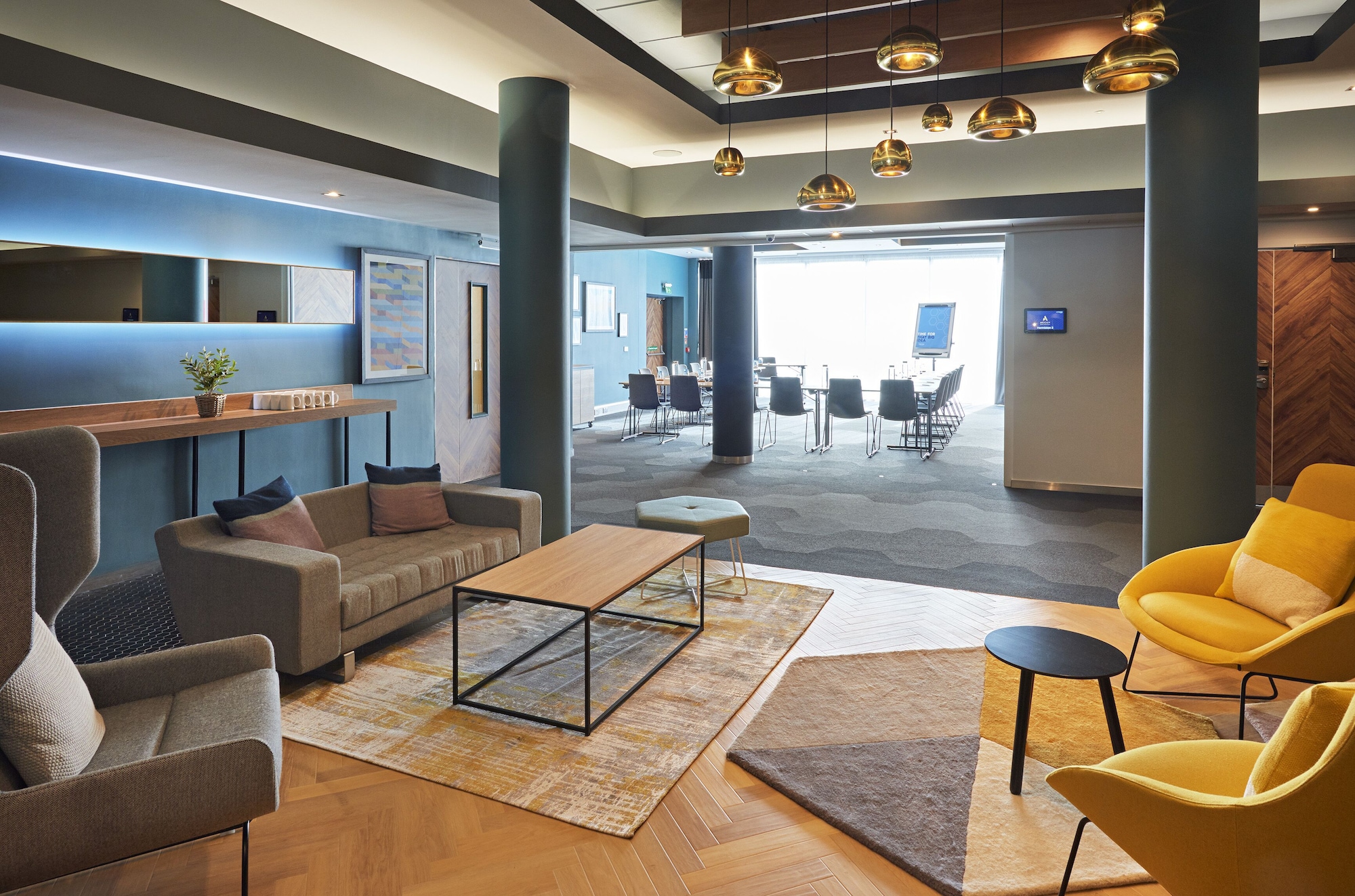 Novotel Edinburgh ParkOver view