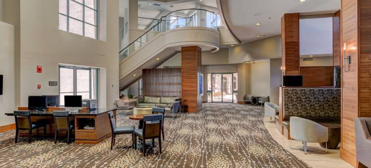 凤凰城机场希尔顿酒店(Hilton Phoenix Airport)图片