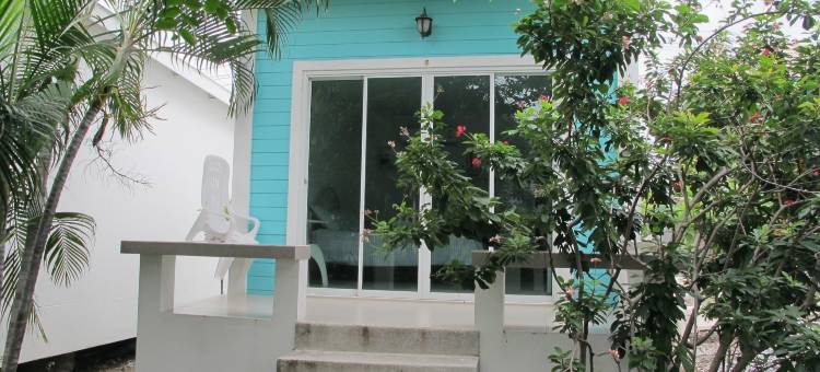 查理简易别墅酒店(Charlie's Bungalows)图片