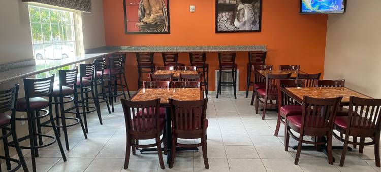 布伦汉姆速8酒店(Super 8 by Wyndham Brenham TX)图片