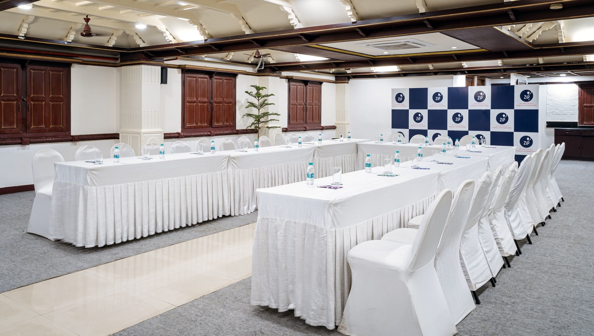 Zip by Spree Hotels Mangala InternationalOver view