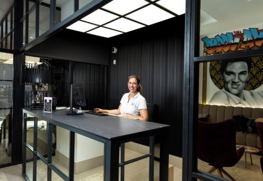 Dormirdcine AlicanteHotel Overview