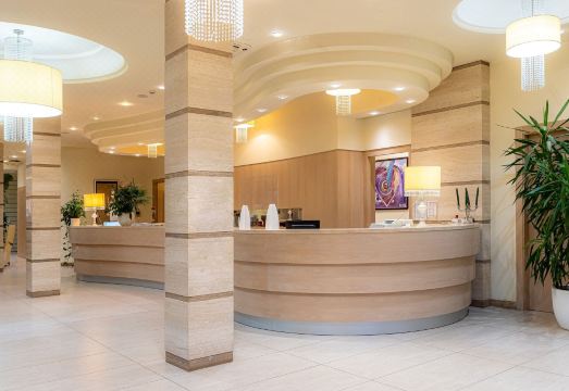 Hotel Adria Hotel Overview