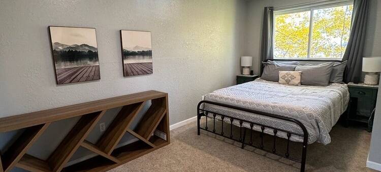 迷人的瓦西拉温馨两卧室公寓，提供WiFi(Charming 2-bedroom condo in fabulous Wasilla with WiFi)图片
