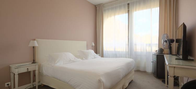 雷诺尔酒店(Hotel le Renoir)图片