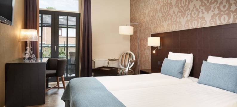 莱奈斯巴德酒店(Romantik Badhotel Renesse)图片