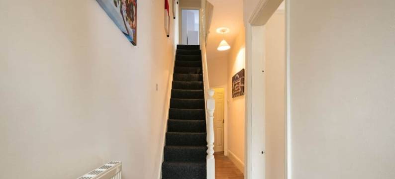 6卧的奇尔顿联排别墅(6 Bedroom Chorlton Townhouse)图片