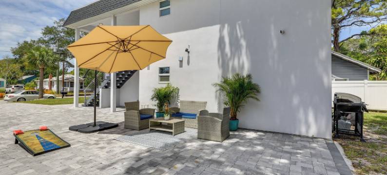 沿海萨拉索塔公寓：离海滩只有几分钟的路程！(Coastal Sarasota Condo Minutes to Beach!)图片