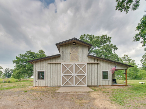 附近的博物馆的宁静庞蒂亚克谷仓公寓