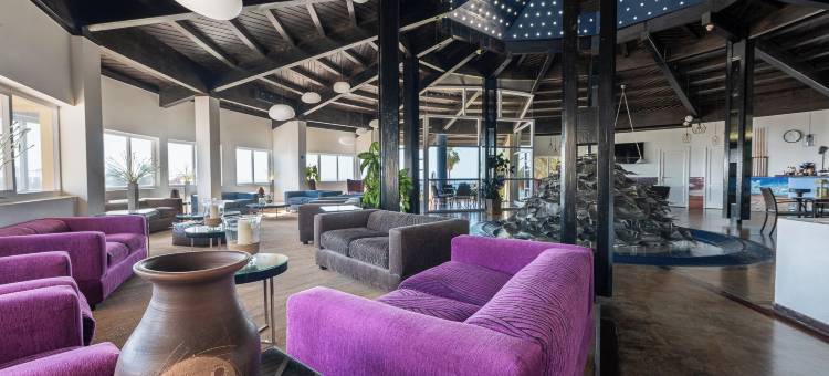 加托里斯柯套房 LIVVO 酒店(Hotel LIVVO Risco del Gato Suites)图片