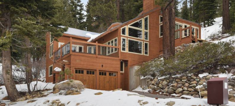 海滩和更多景点附近的倾斜村庄庄园(Incline Village Manor Near Beach & More!)图片