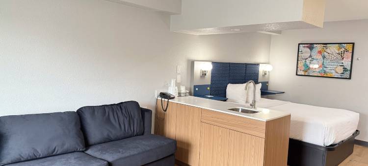 苏福尔斯温德姆麦客达套房酒店(Microtel Inn & Suites by Wyndham Sioux Falls)图片