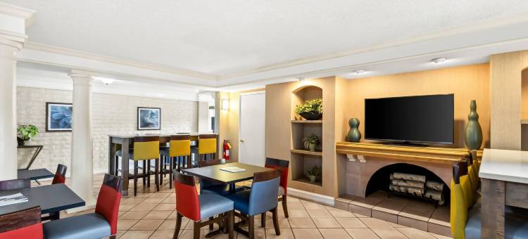 伊克诺小屋奥古斯塔北 - 华盛顿路(Econo Lodge Augusta North - Washington Road)图片