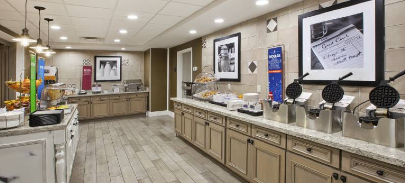 联盟欢朋套房酒店(Hampton Inn & Suites Alliance)图片