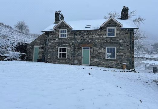 Beautiful Remote Cottage near Dolgellau Hotel Overview