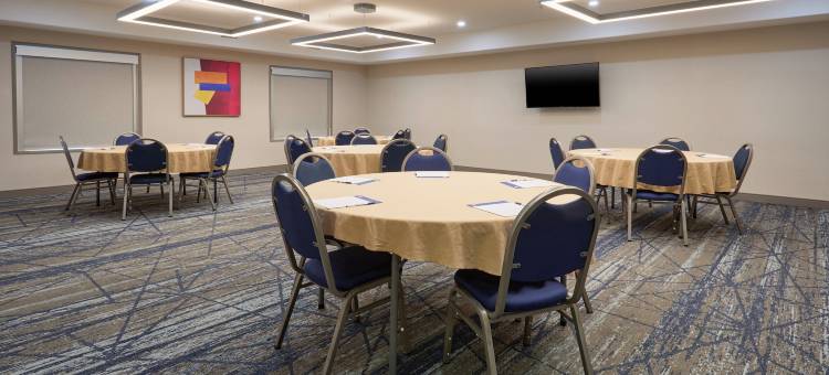 智选假日套房酒店急湍(Holiday Inn Express & Suites Swift Current)图片