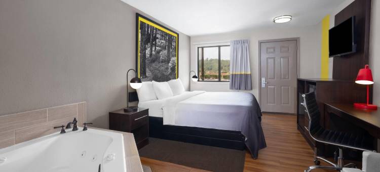 海伦红顶酒店(Super 8 by Wyndham Helen)图片