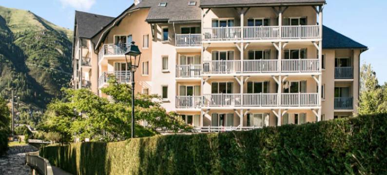 Apartment in Saint-Lary Near Thermal Baths图片