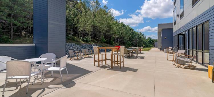 坎布里亚酒店及套房普里茅斯(Cambria Hotel Plymouth)图片