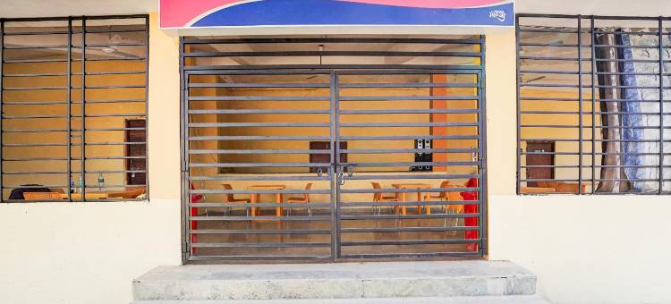 Hotel O Midwaytreat Burhanpur图片