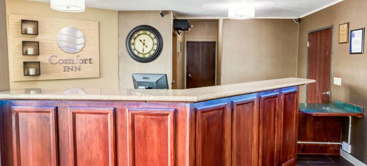 科尔尼利伯蒂舒适酒店(Comfort Inn Kearney - Liberty)图片