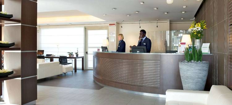 贝加莫机场美居酒店(Mercure Bergamo Aeroporto)图片