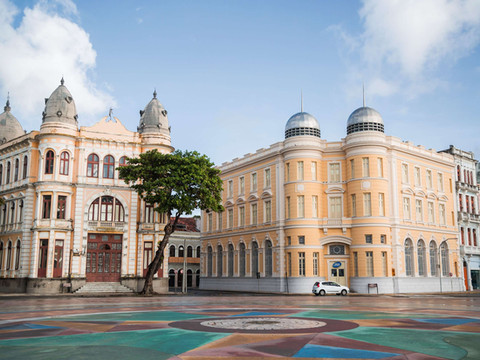 雷克斯菲诺富特酒店