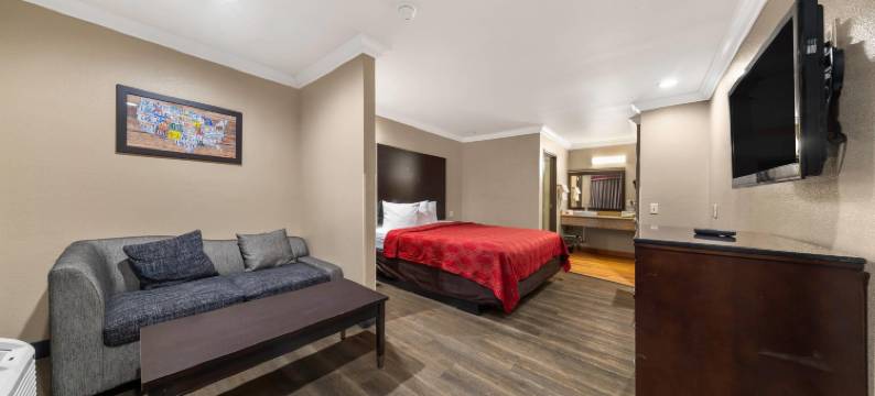 埃斯孔迪多市中心套房及伊克诺旅馆(Econo Lodge Inn & Suites Escondido Downtown)图片