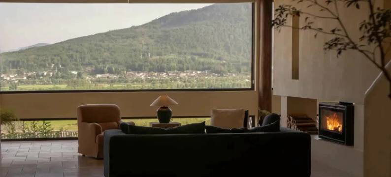 腾冲抱朴犀山温泉全景度假酒店(和顺古镇店)图片