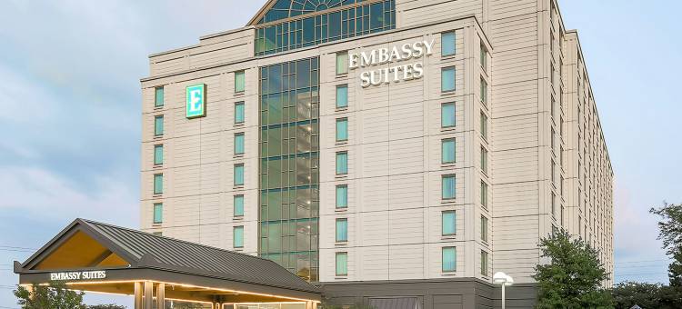 朗伯德希尔顿安泊酒店(Embassy Suites by Hilton Chicago Lombard Oak Brook)图片