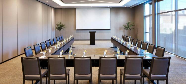 拉加尔托唐尼SpringHill Suites酒店(SpringHill Suites Los Angeles Downey)图片