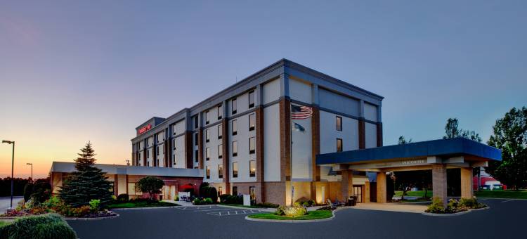 考文垂沃里克区欢朋酒店(Hampton Inn Coventry-Warwick Area)图片