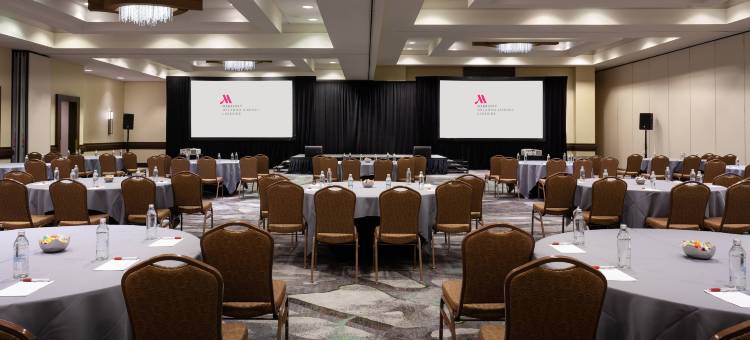 奥兰多机场湖畔万豪酒店(Marriott Orlando Airport Lakeside)图片