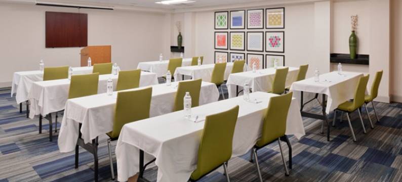 穆尔斯维尔-诺曼湖智选假日酒店及套房-由洲际酒店集团管理(Holiday Inn Express & Suites MOORESVILLE - LAKE NORMAN by IHG)图片